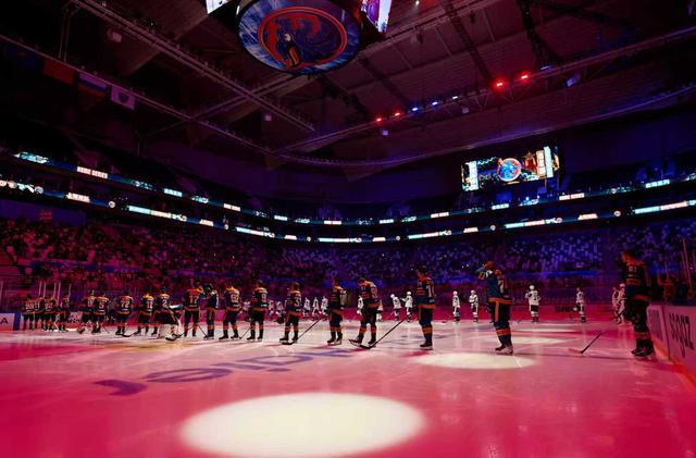 九游体育网页-时隔2234天KHL重返中国！上海龙主场首秀1-2惜败，福帅创三重历史