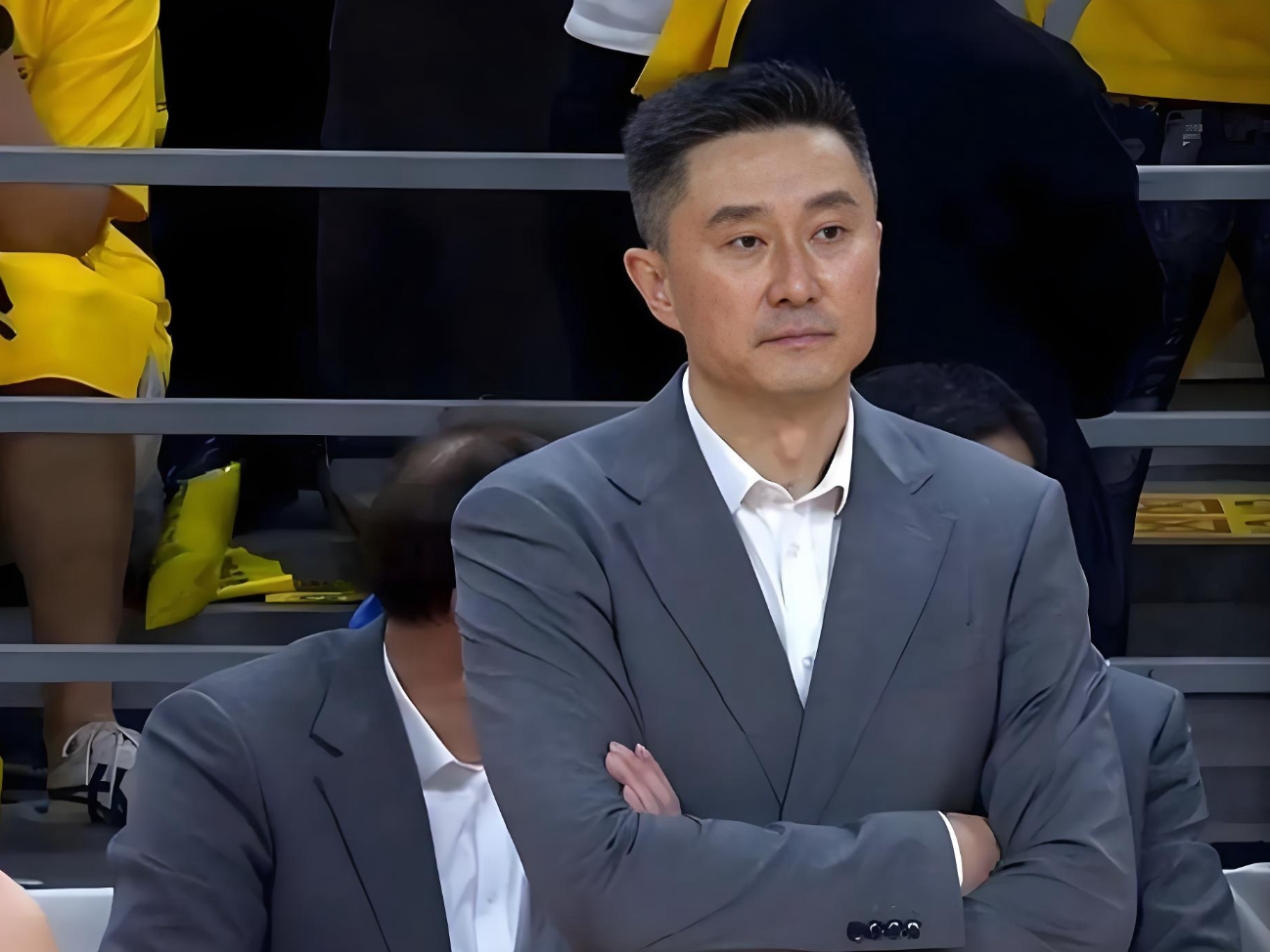 九游体育app官网-广东队领先18分输球！记者3问杜锋：张皓嘉为何打这么久？